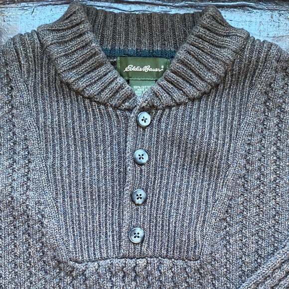 Eddie Bauer Men's Brown Crewneck Sweater - Picture 2 of 4